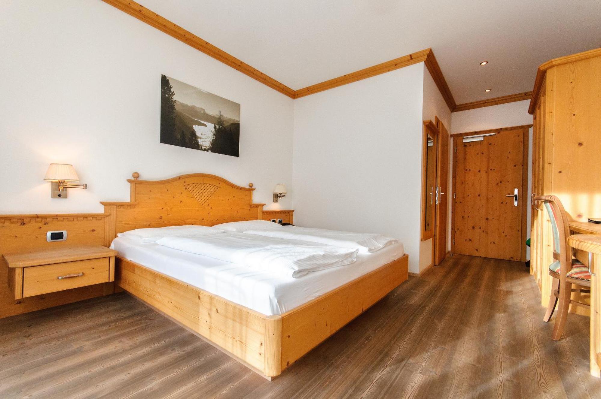 Residence Hotel Alpinum Κάμπο Τούρες Δωμάτιο φωτογραφία